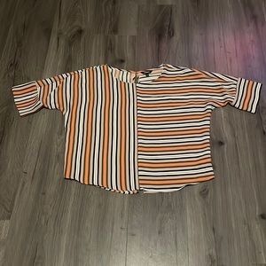 💜Express Stripped Orange, brown & White Chic Fashion Forward Stylish blouse